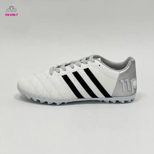 GIÀY BÓNG ĐÁ WIKA 3 SỌC TONI KROOS (NHIỀU MÀU)