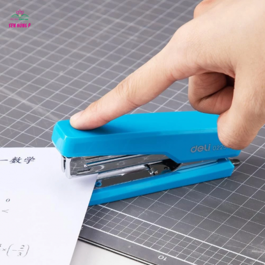 Bấm Ghim Số 10 Deli 0229F